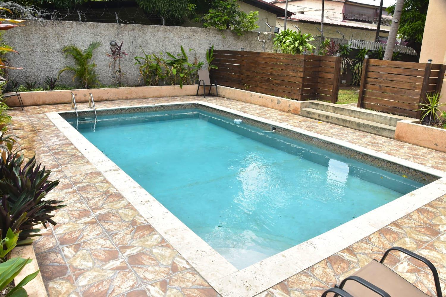 Central Upscale New Kingston Apt With Pool Esterno foto